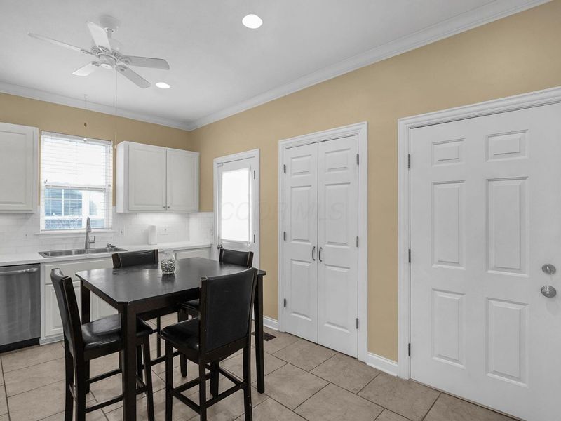 3753 Brightwell Lane, Columbus, OH 43230 Photo 10