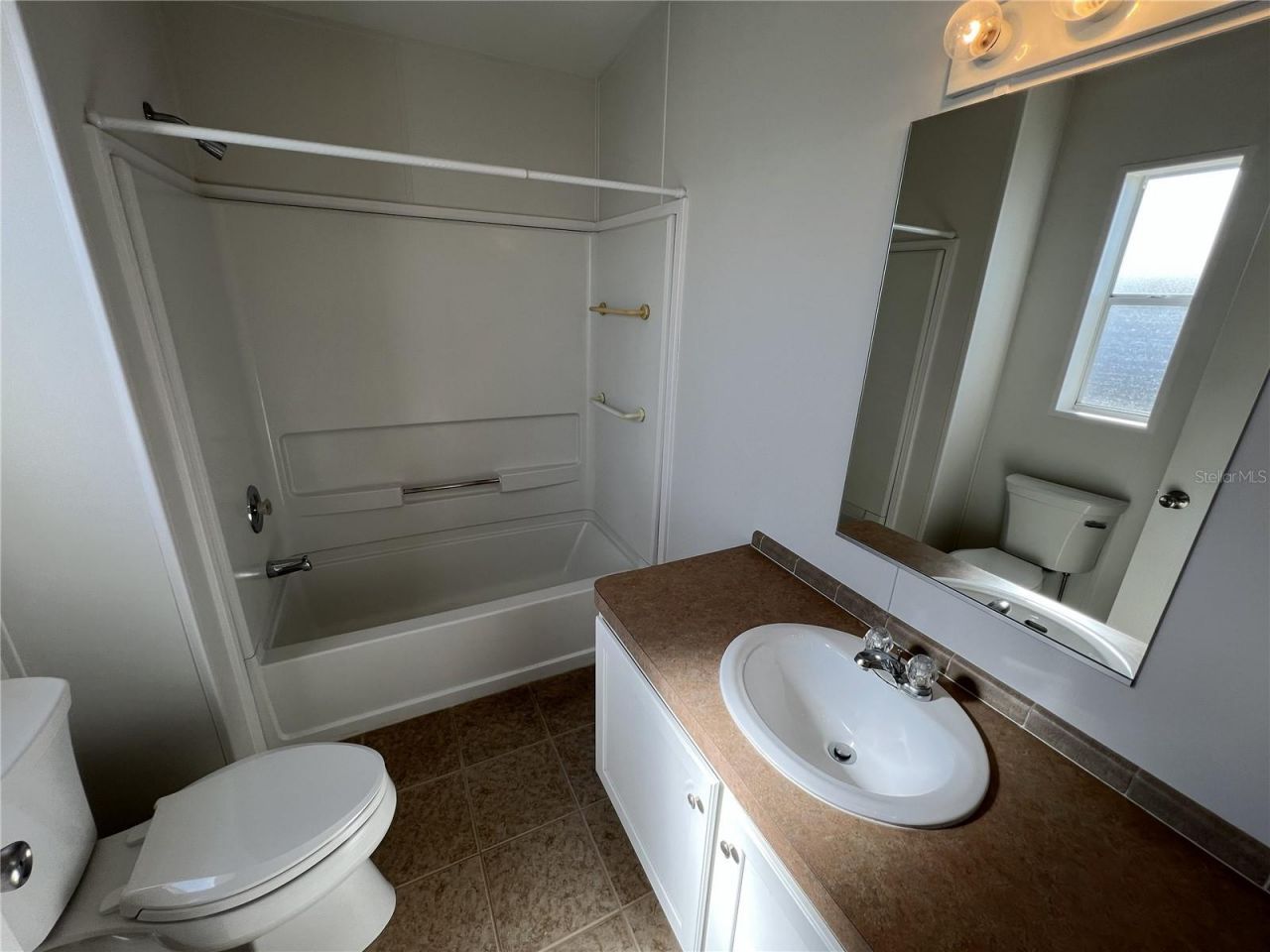 8428 Regal Way, Palmetto, FL 34221 Photo