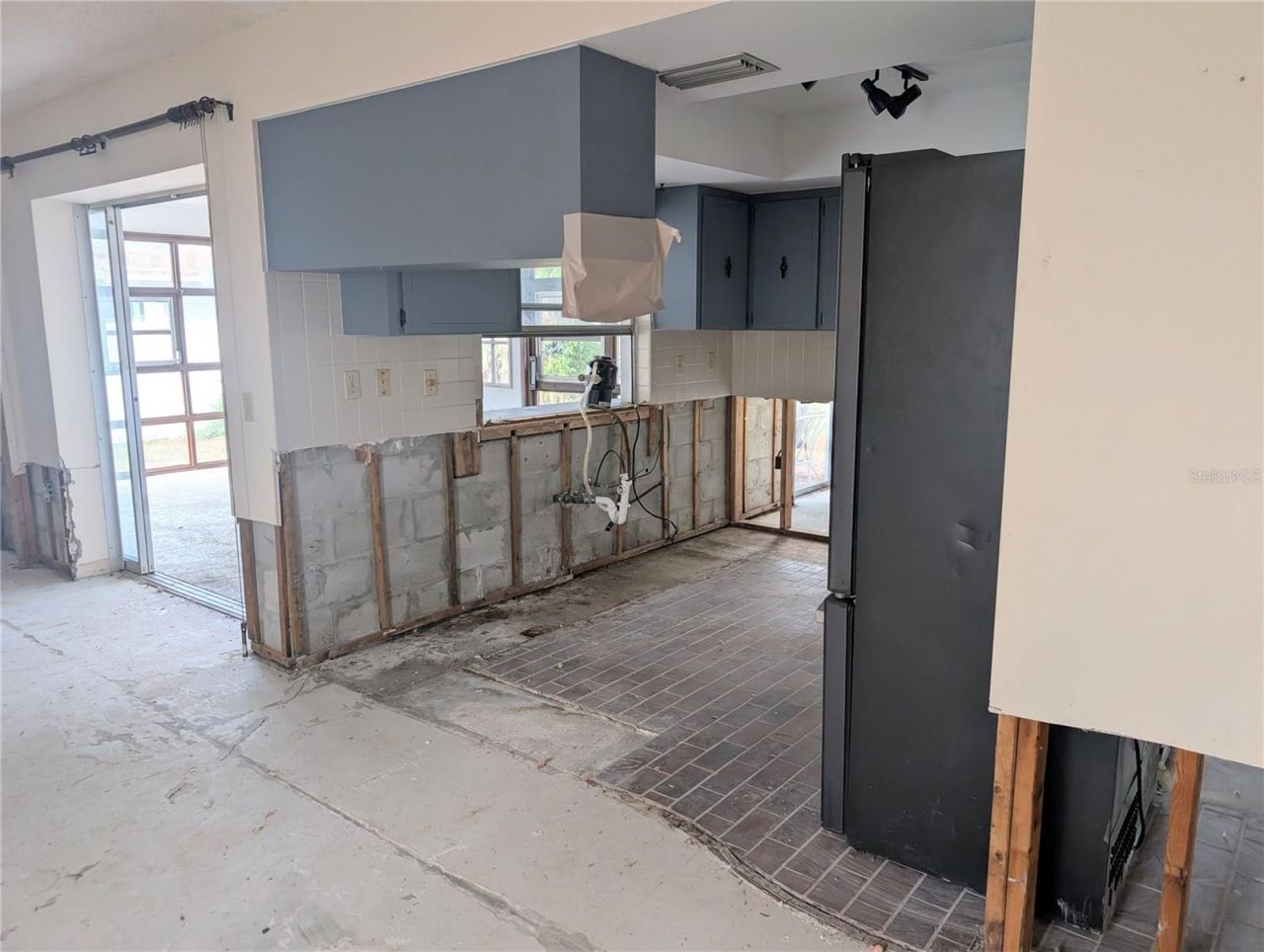 111 58th Avenue S, Saint Petersburg, FL 33705 Photo