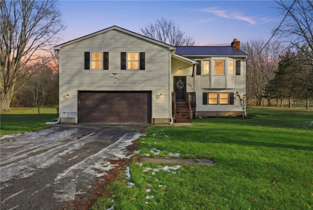 1437 Hosmer Road, Barker, NY 14012 Main Photo