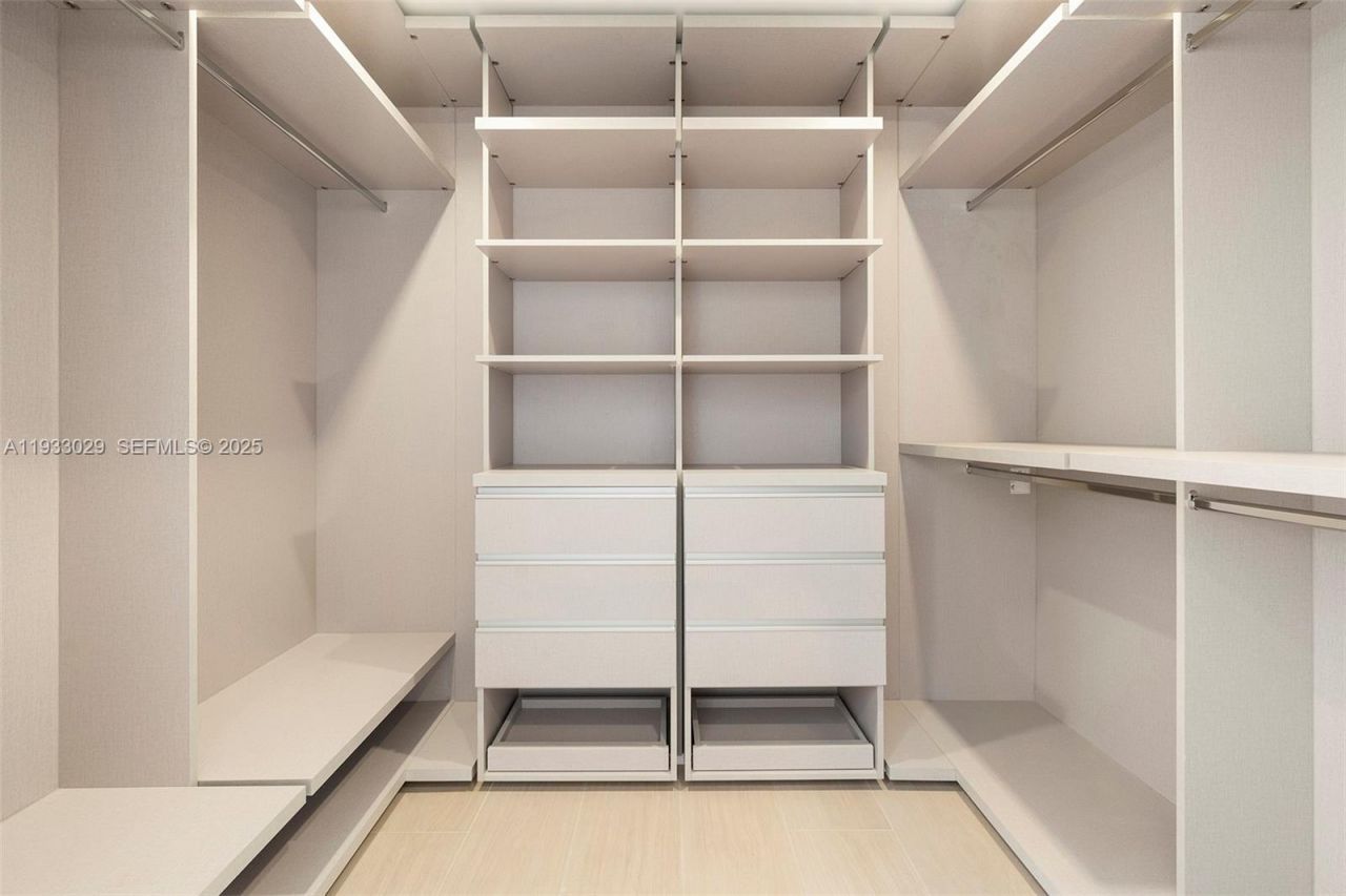 10945 SW 75th Ct, Pinecrest, FL 33156 Photo