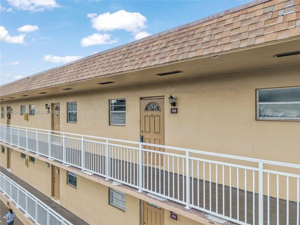 5021 W Oakland Park Blvd, Unit 312, Lauderdale Lakes, FL 33313