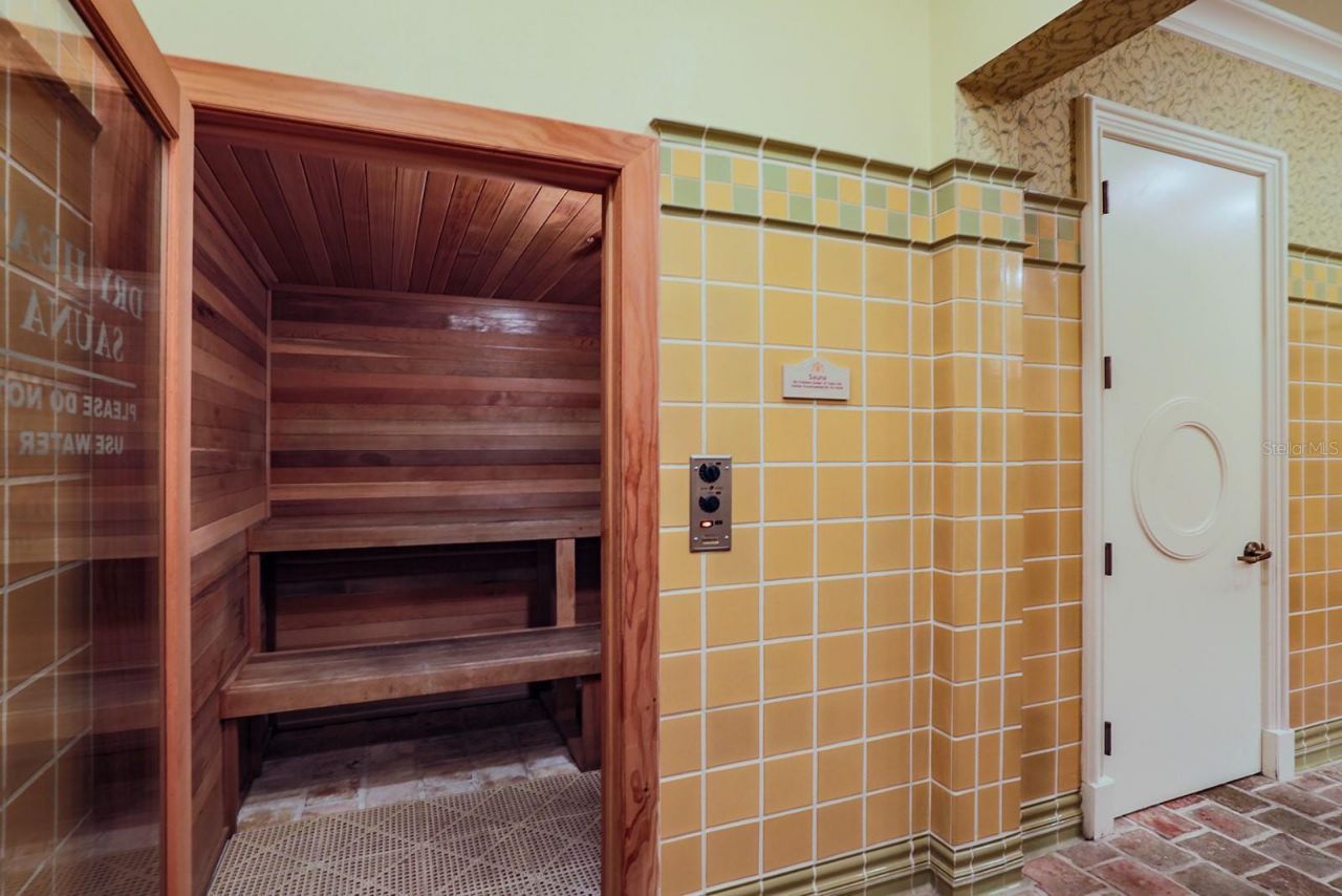 265 Minorca Beach Way, Unit 404, New Smyrna Beach, FL 32169 Photo