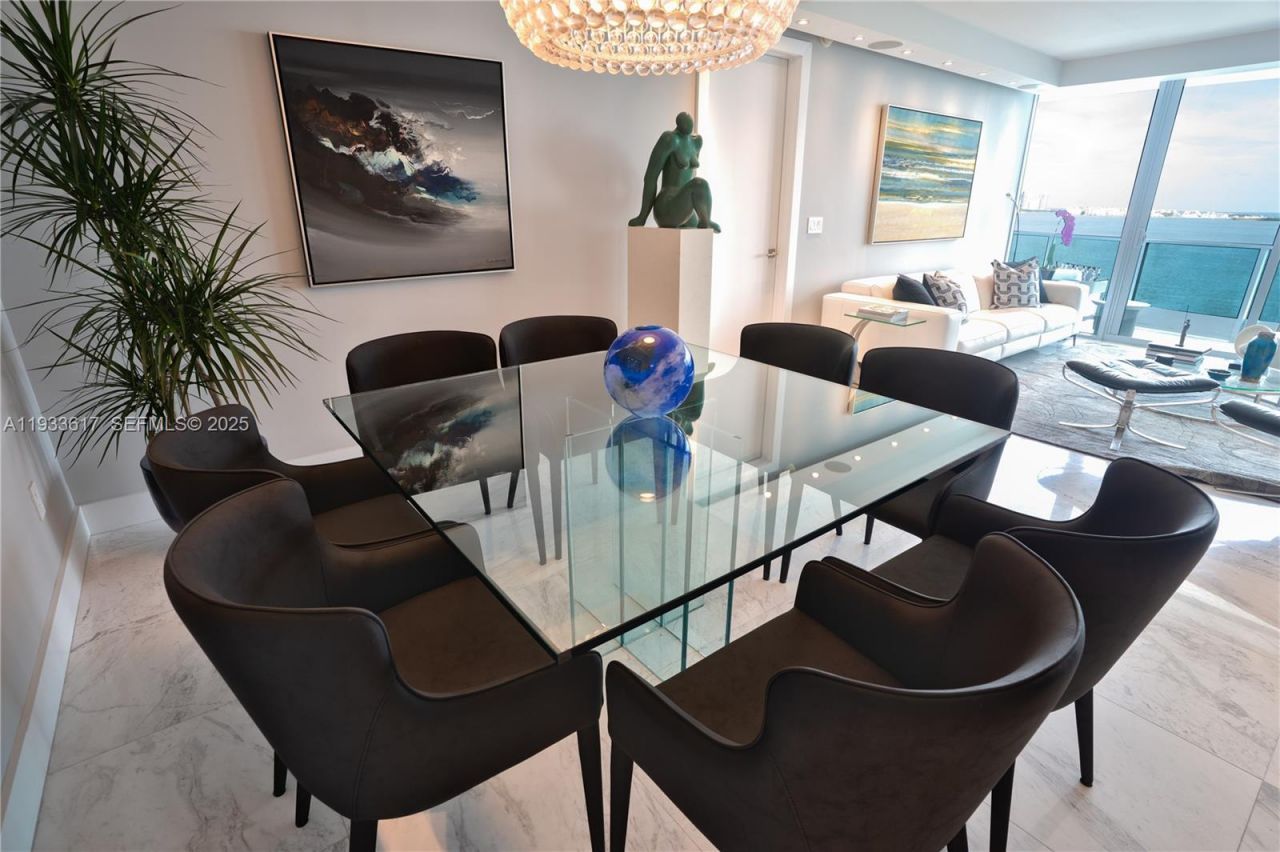 1331 Brickell Bay Dr, Unit 1609, Miami, FL 33131 Photo