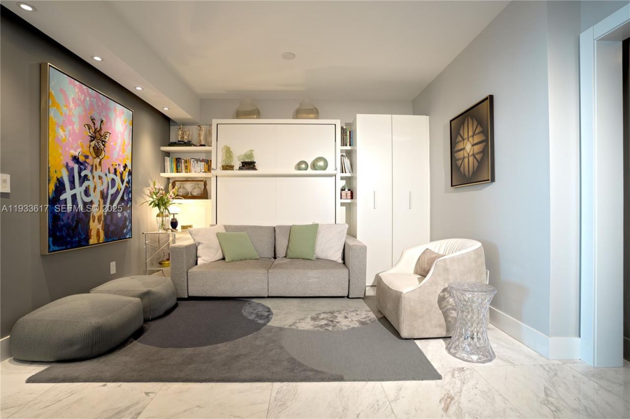 1331 Brickell Bay Dr, Unit 1609, Miami, FL 33131 Photo