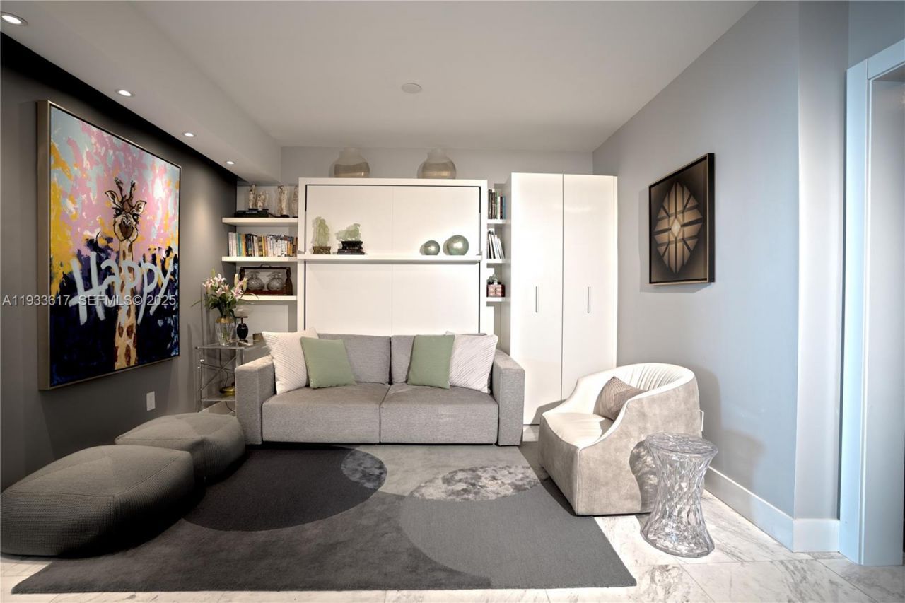 1331 Brickell Bay Dr, Unit 1609, Miami, FL 33131 Photo