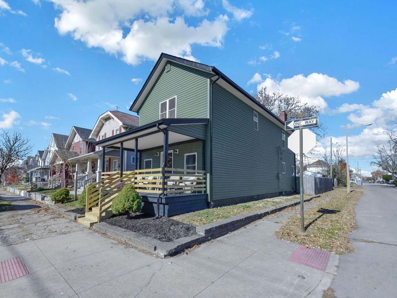 172 E Woodrow Avenue, Columbus, OH 43207 Photo 4