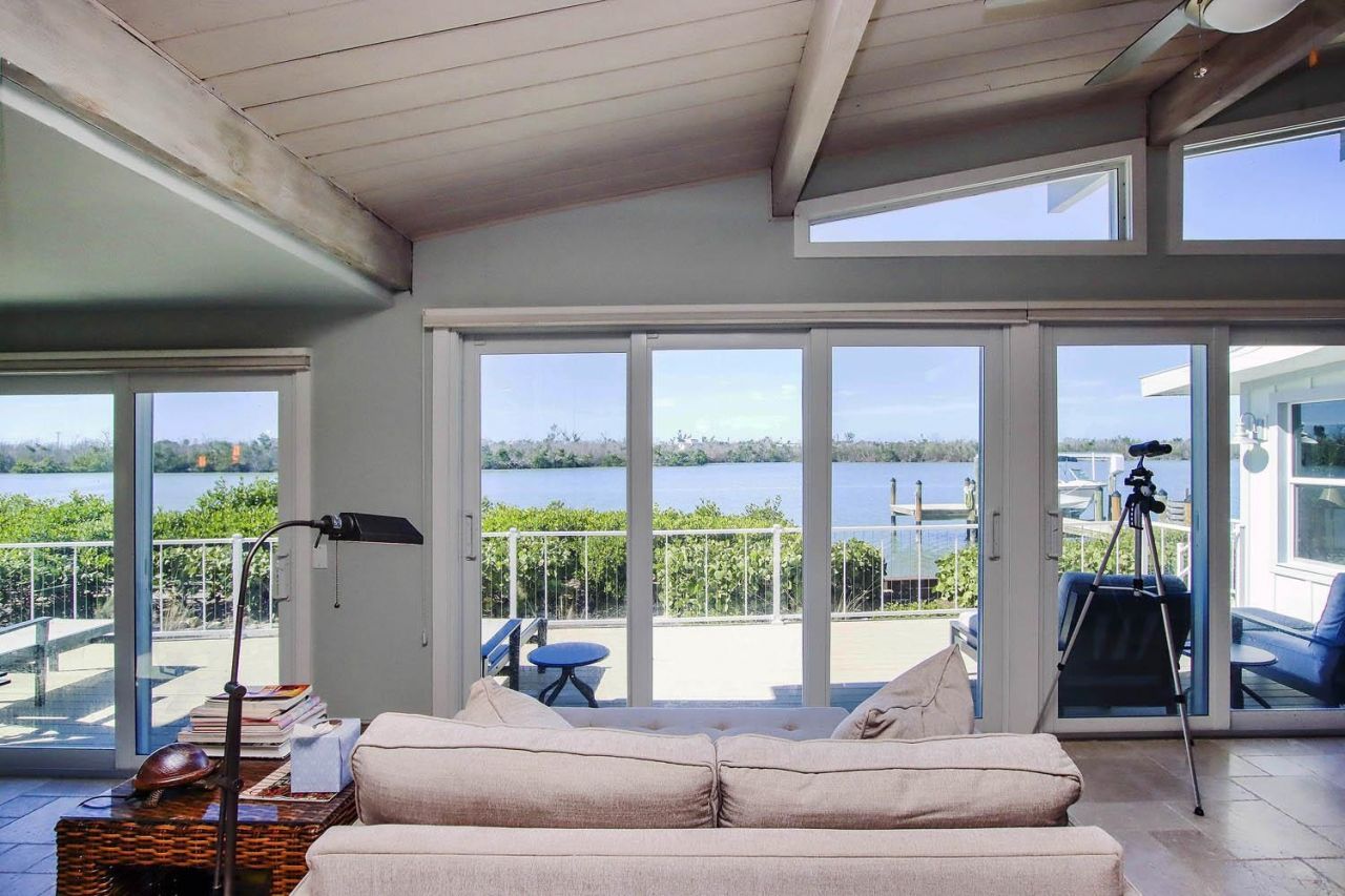 2667 Coconut Dr, Sanibel, FL 33957 Photo