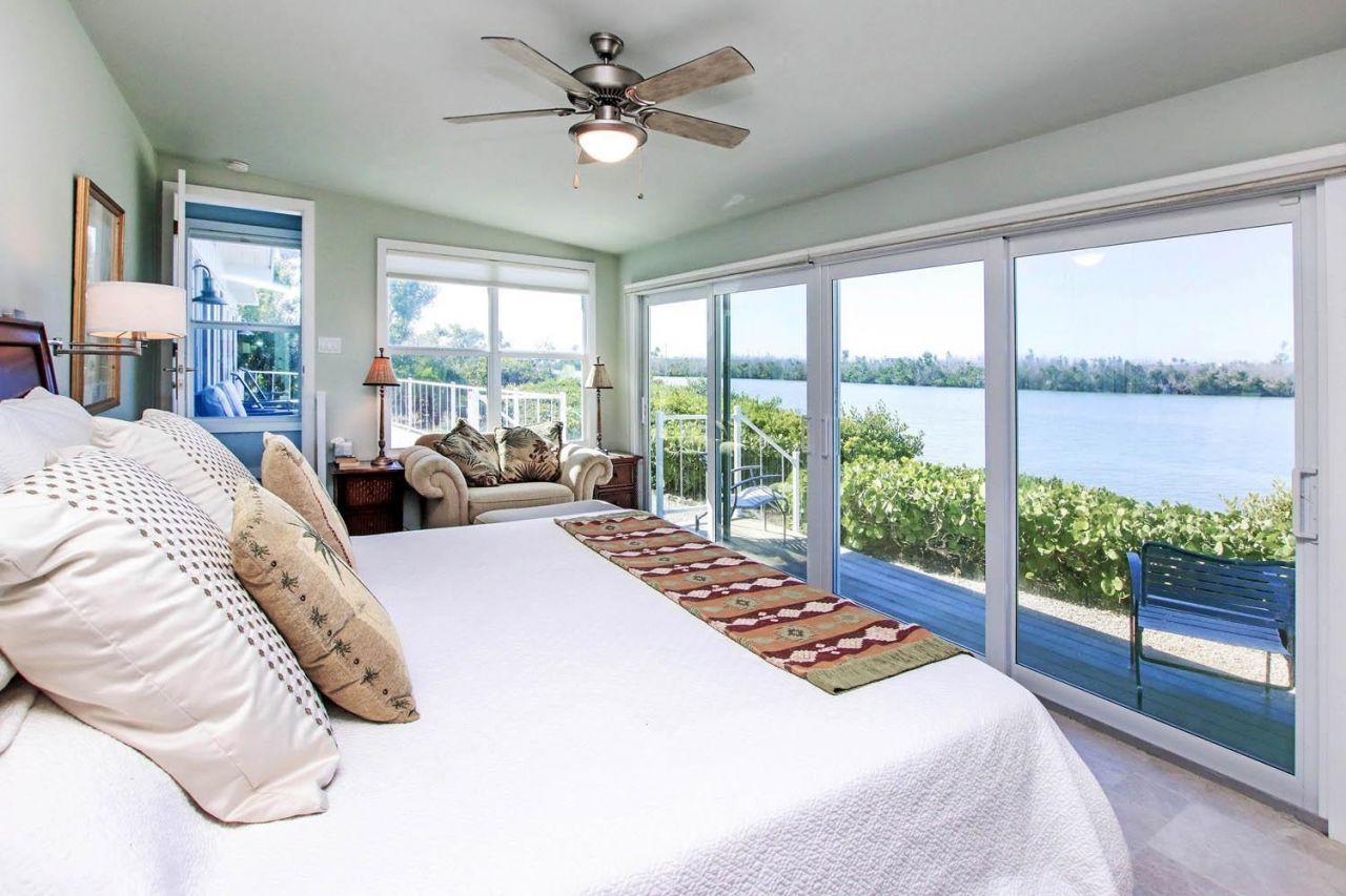 2667 Coconut Dr, Sanibel, FL 33957 Photo