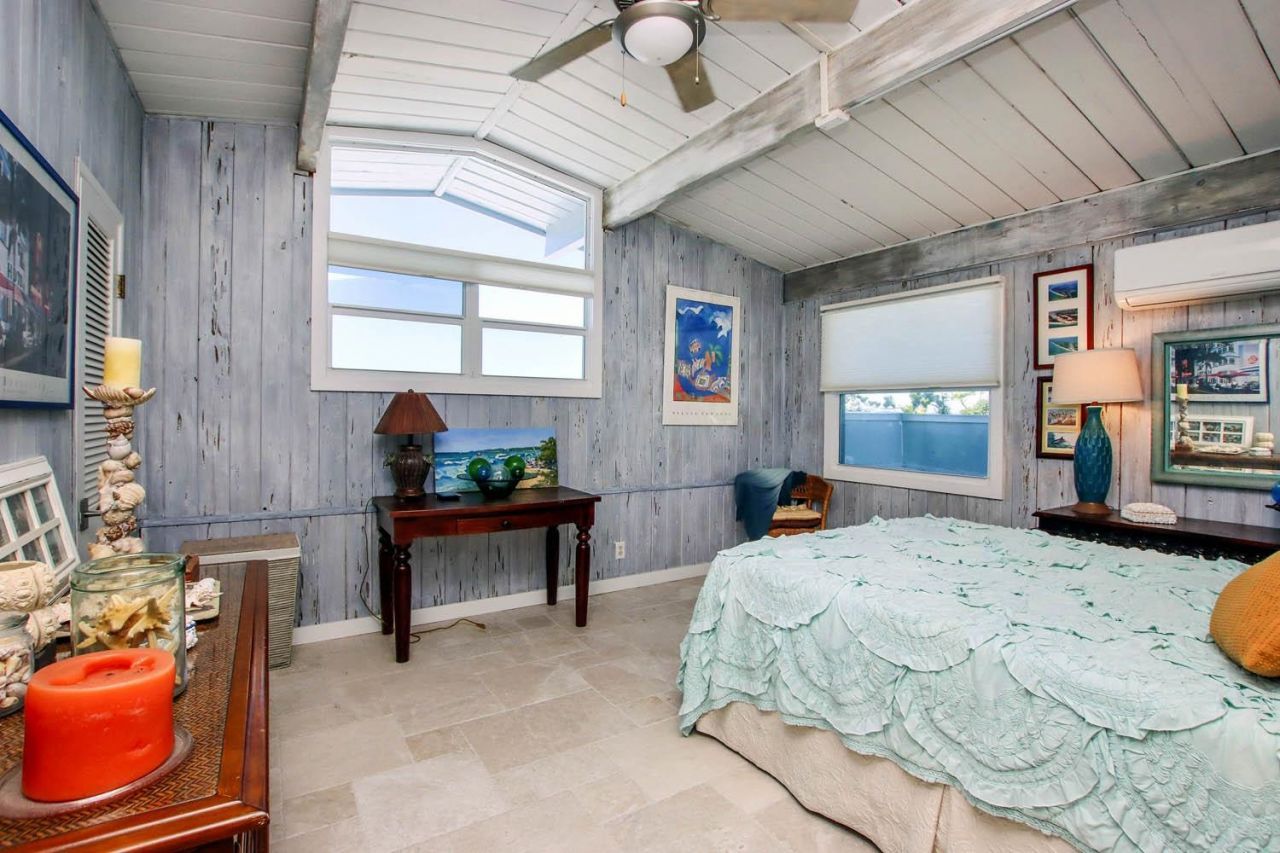 2667 Coconut Dr, Sanibel, FL 33957 Photo