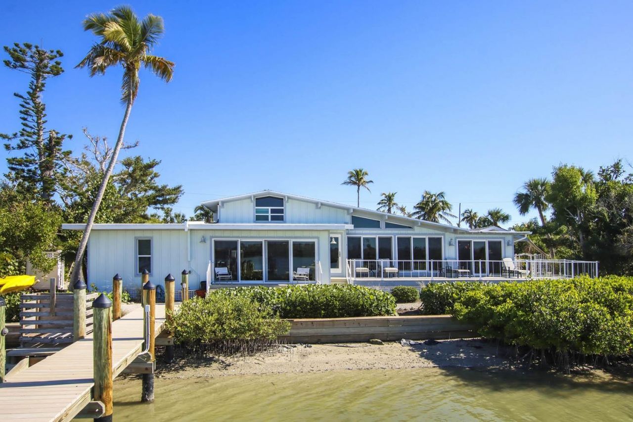 2667 Coconut Dr, Sanibel, FL 33957 Photo