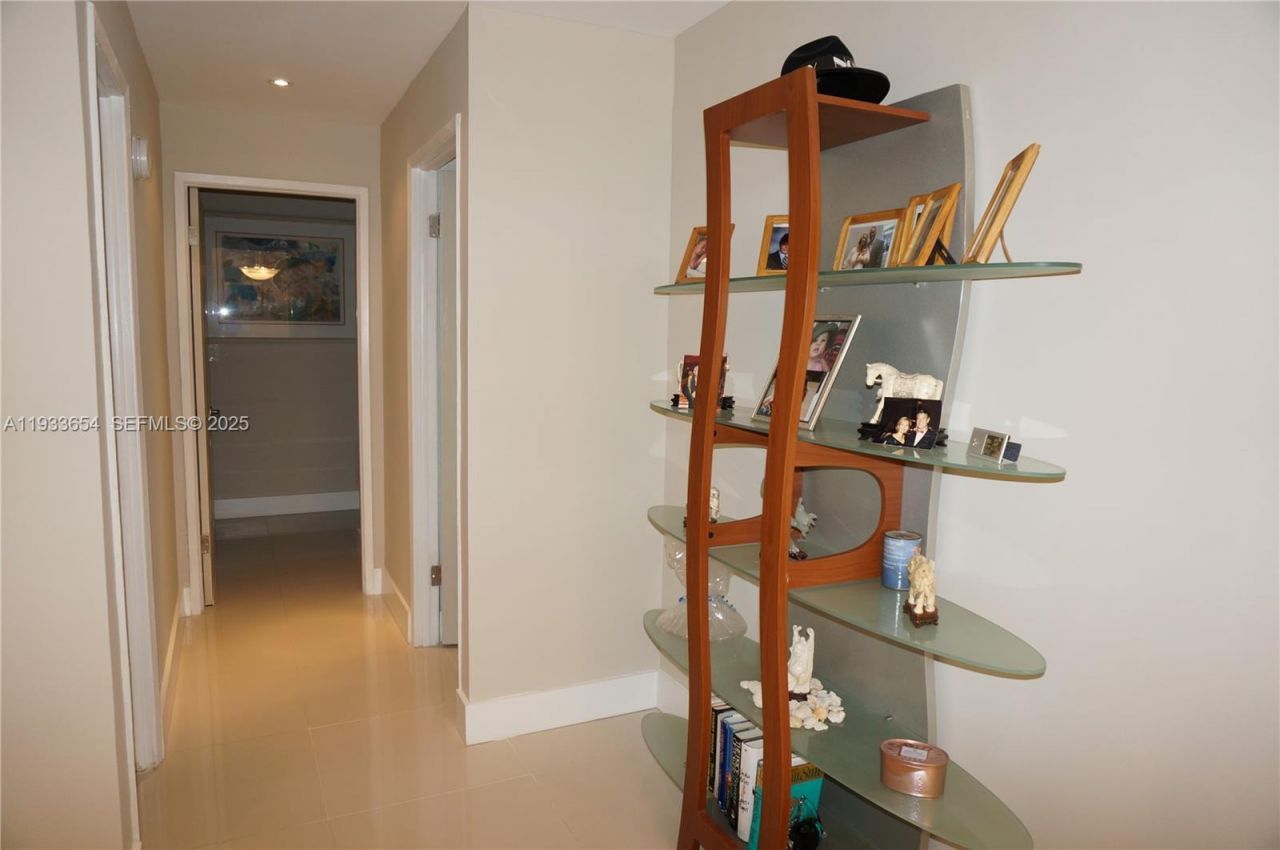 19390 Collins Ave , Unit PH-26, Sunny Isles Beach, FL 33160 Photo