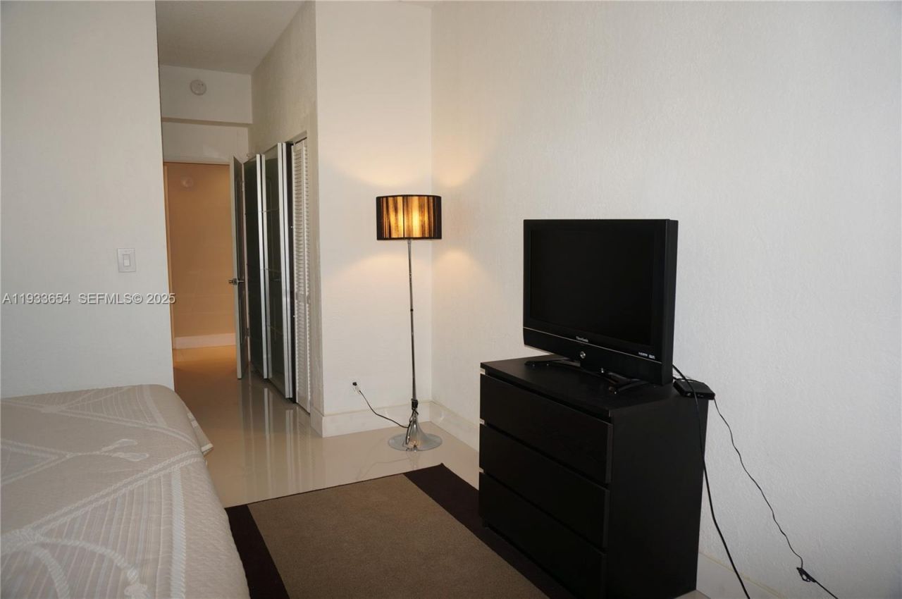 19390 Collins Ave , Unit PH-26, Sunny Isles Beach, FL 33160 Photo