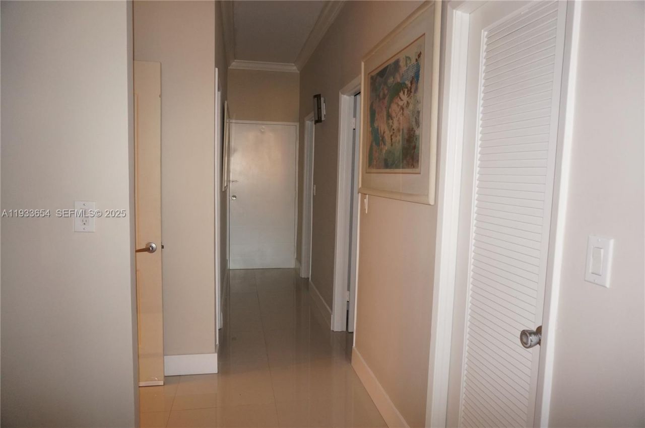 19390 Collins Ave , Unit PH-26, Sunny Isles Beach, FL 33160 Photo