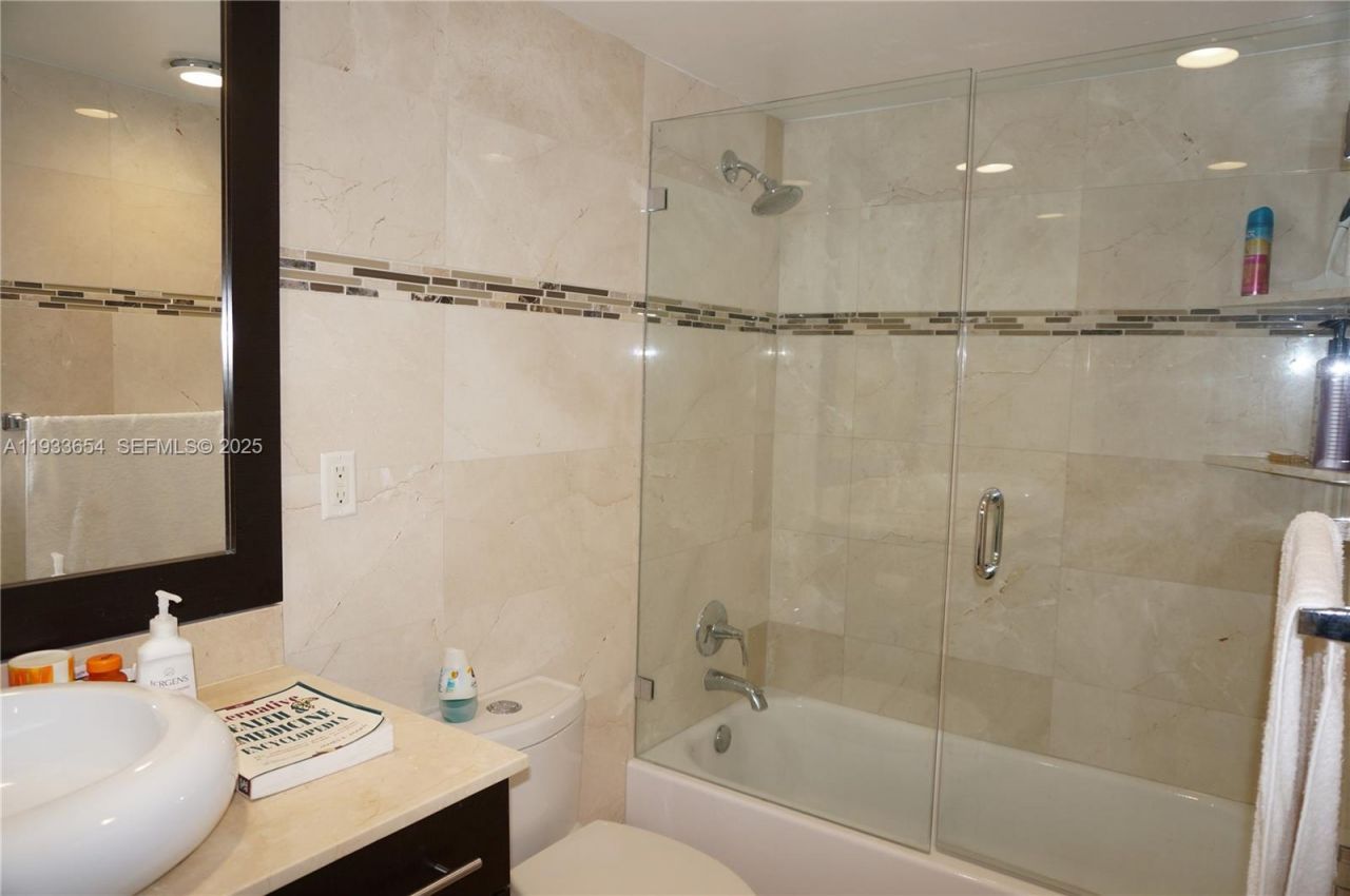 19390 Collins Ave , Unit PH-26, Sunny Isles Beach, FL 33160 Photo