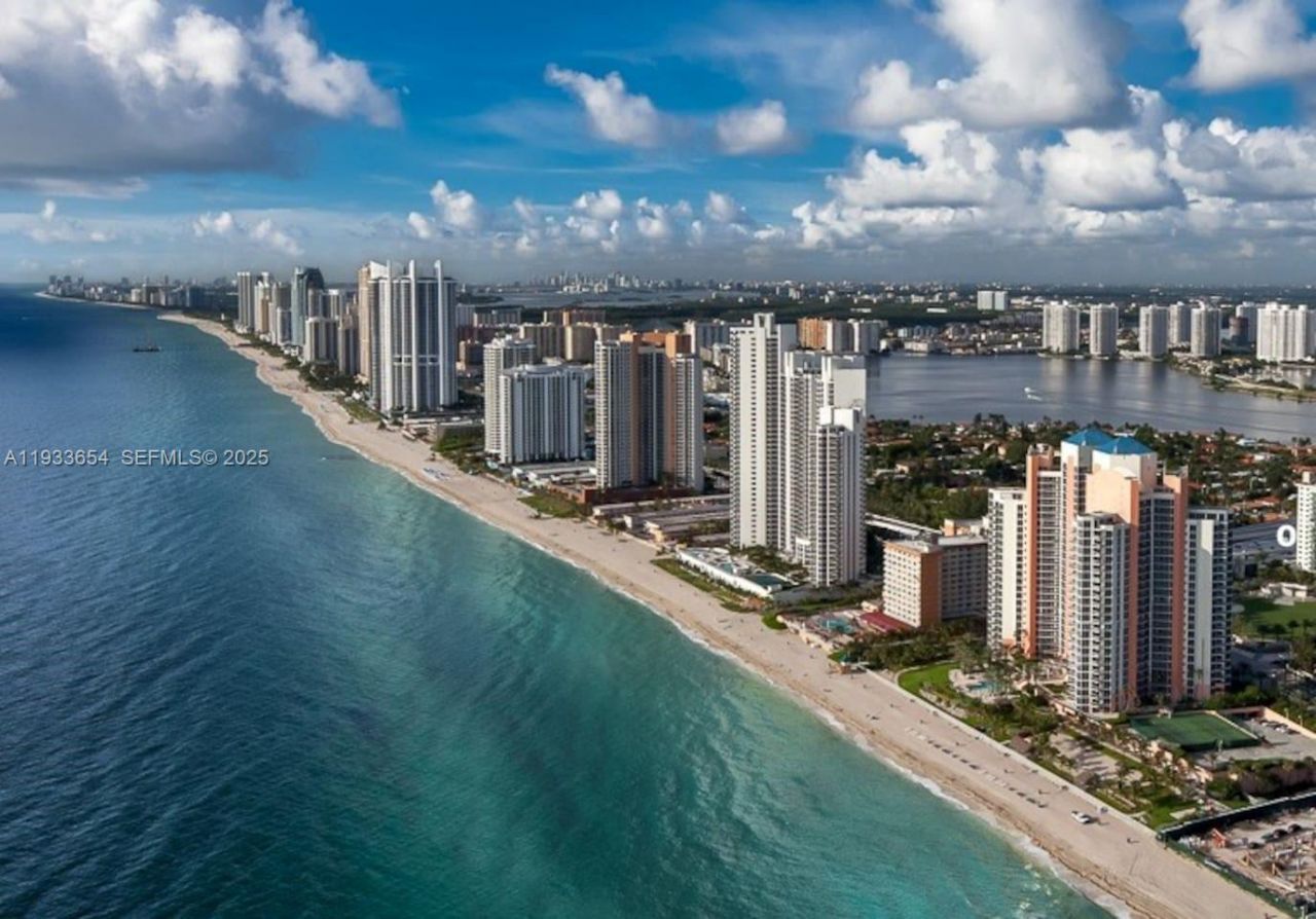 19390 Collins Ave , Unit PH-26, Sunny Isles Beach, FL 33160 Photo