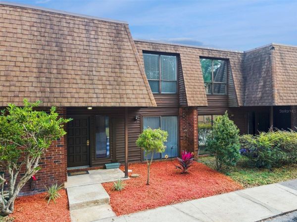 1836 N CRYSTAL LAKE DRIVE, Unit 8, LAKELAND, FL 33801