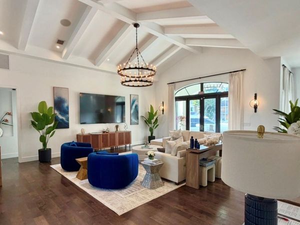 49 Fiesta Way, Fort Lauderdale, FL 33301