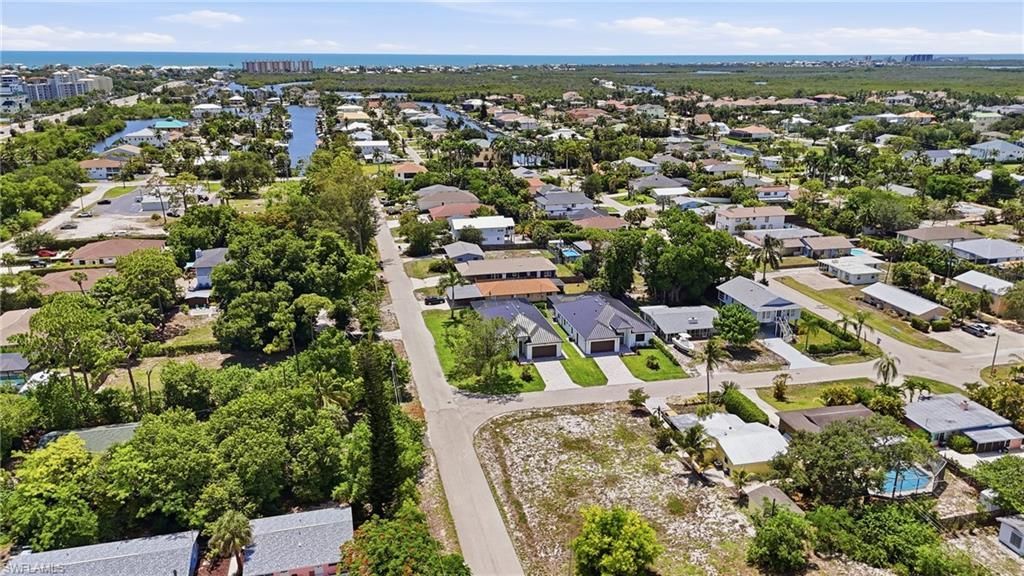 27659 Franklin St, Bonita Springs, FL 34134 Photo