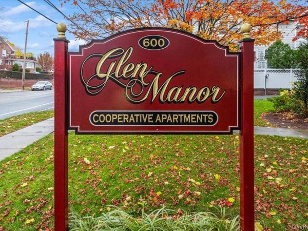 600 Pelham Road, Unit A2D, New Rochelle, NY 10805