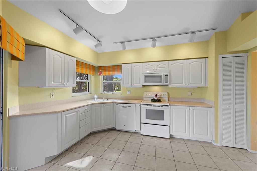 21185 Butchers Holler, Estero, FL 33928 Photo