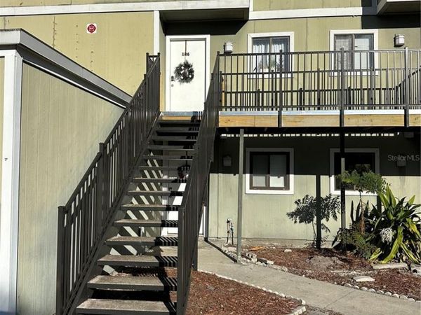 126 SCOTTSDALE SQUARE, Unit 126, WINTER PARK, FL 32792