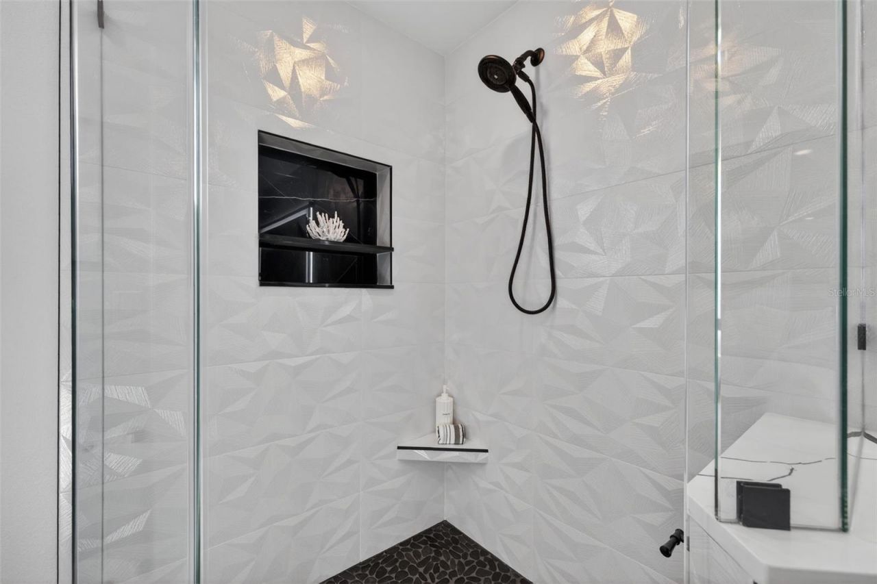 2530 34th Avenue N, Saint Petersburg, FL 33713 Photo