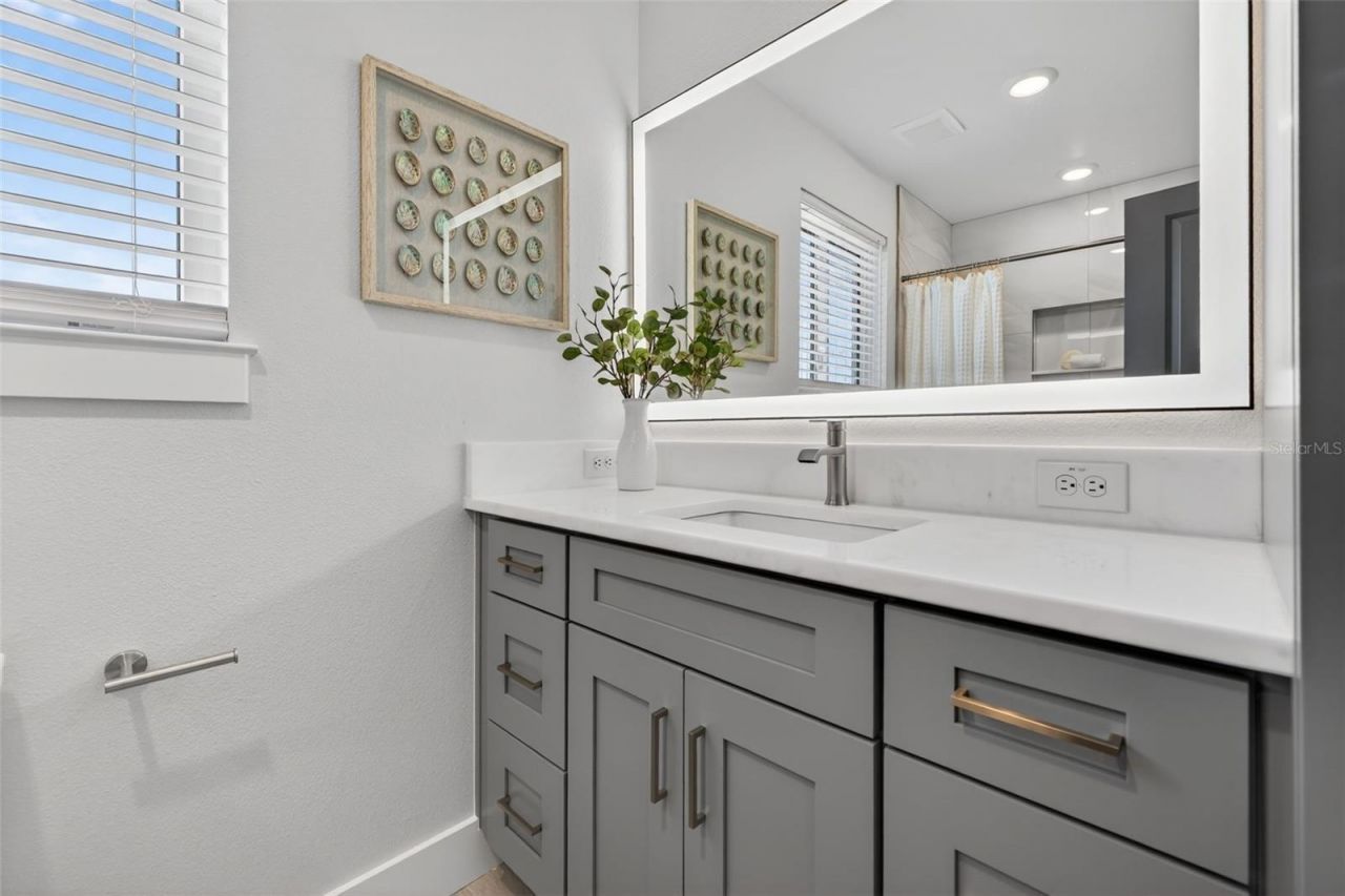 2530 34th Avenue N, Saint Petersburg, FL 33713 Photo