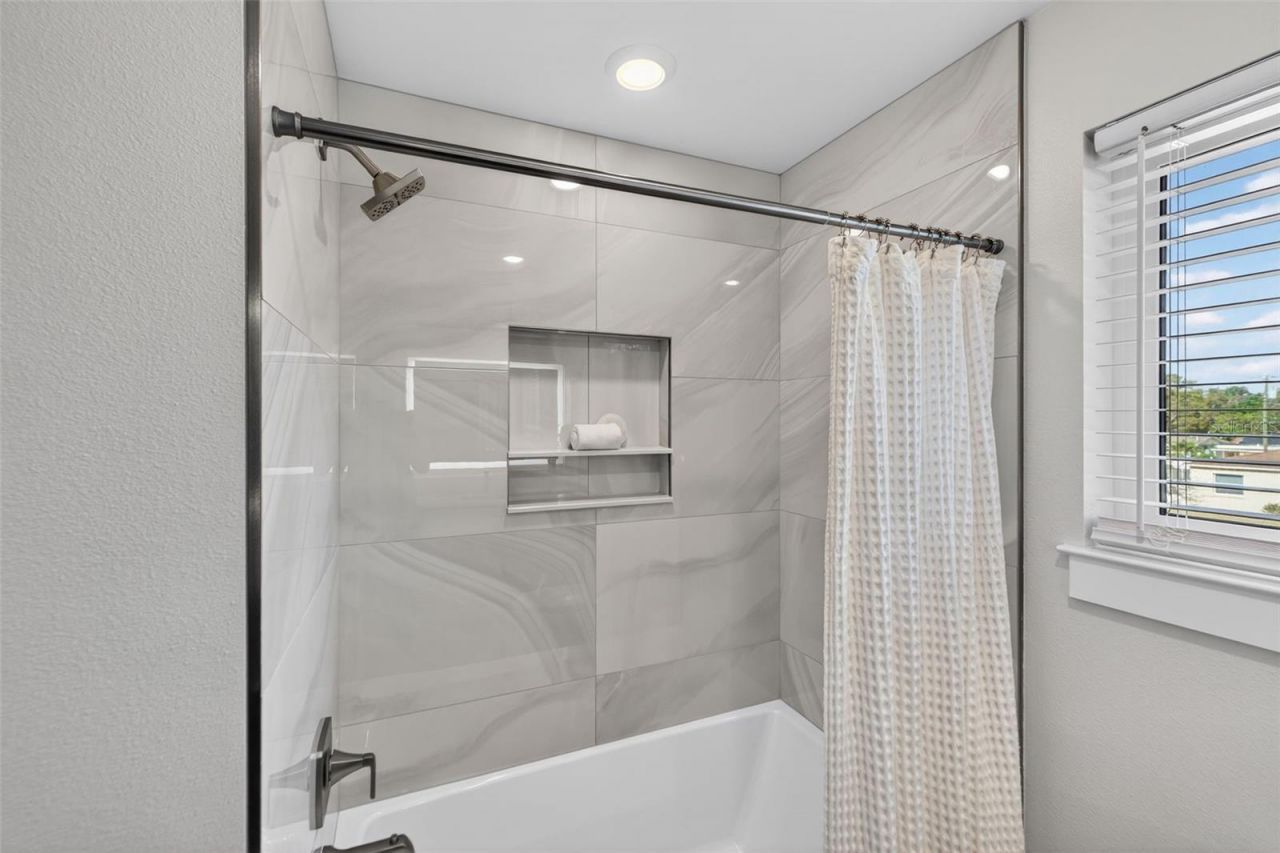 2530 34th Avenue N, Saint Petersburg, FL 33713 Photo