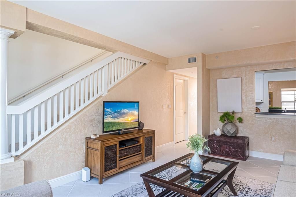 2080 W 1st St , Unit 206, Fort Myers, FL 33901 Photo