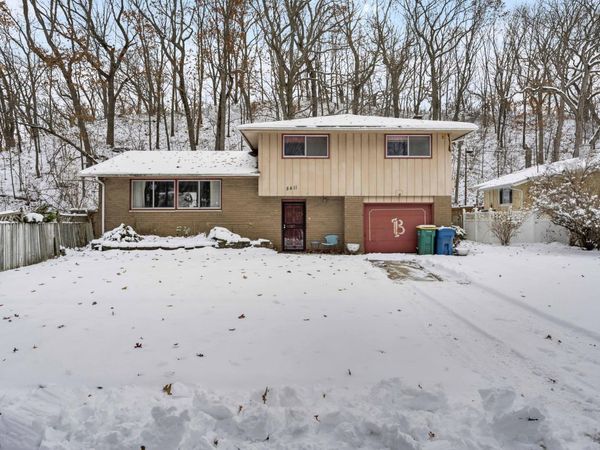 8411 Hickory Avenue, Gary, IN 46403