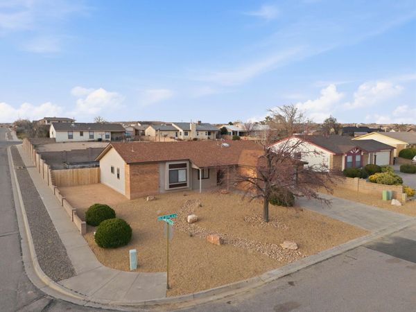 6501 Blue Quail Road NE, Rio Rancho, NM 87144