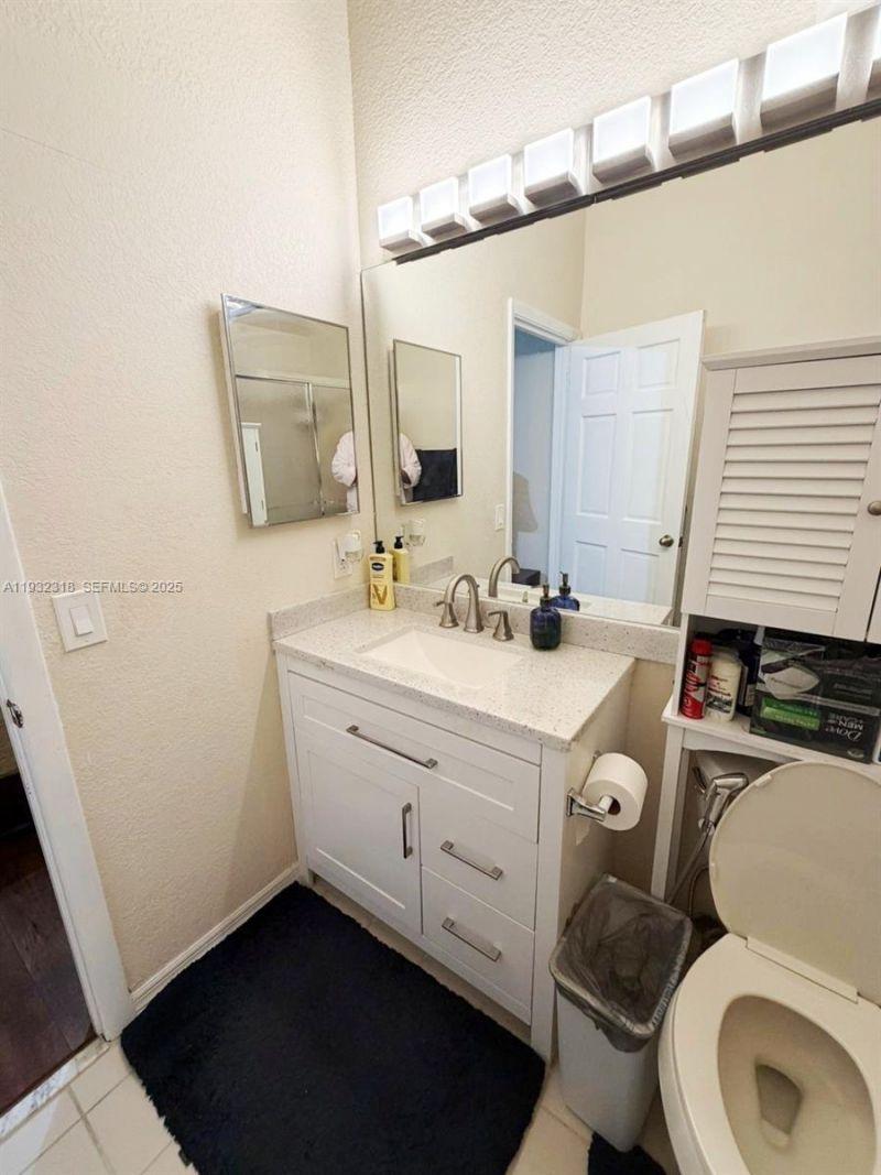 10877 NW 8th St , Pembroke Pines, FL 33026 Photo