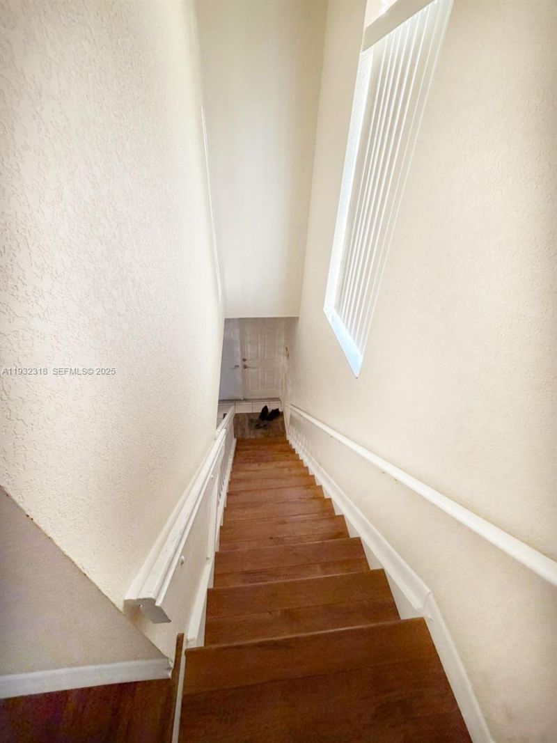 10877 NW 8th St , Pembroke Pines, FL 33026 Photo