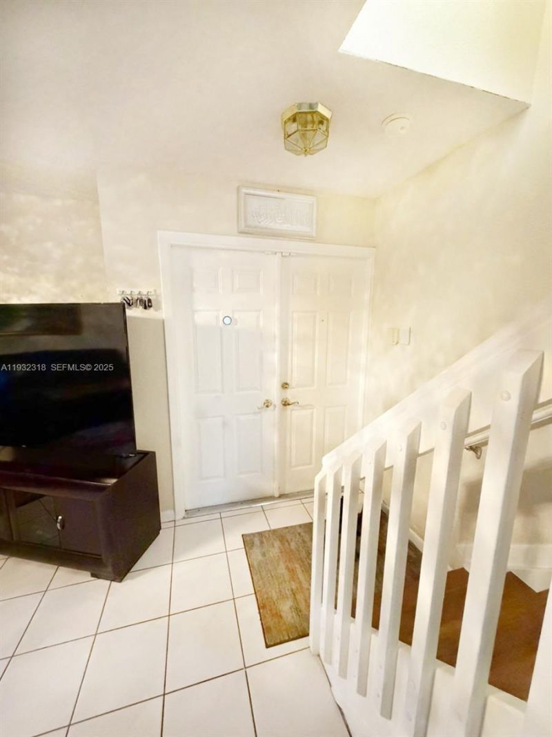 10877 NW 8th St , Pembroke Pines, FL 33026 Photo