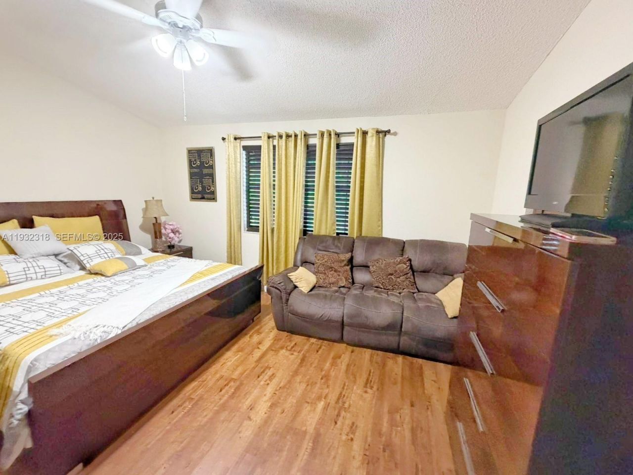 10877 NW 8th St , Pembroke Pines, FL 33026 Photo