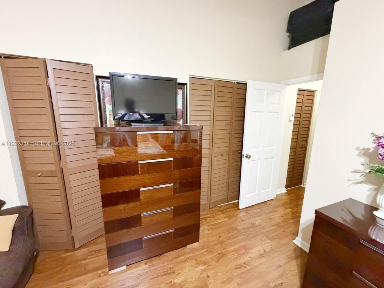 10877 NW 8th St , Pembroke Pines, FL 33026 Photo