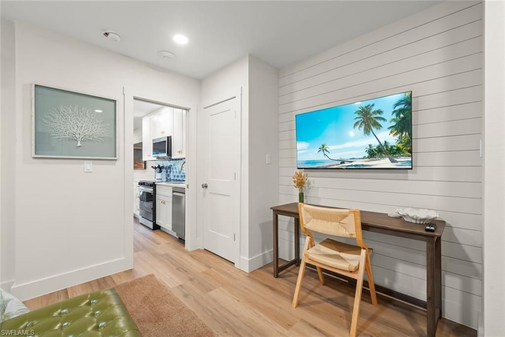 409 E Gulf Dr, Unit 17, Sanibel, FL 33957 Photo