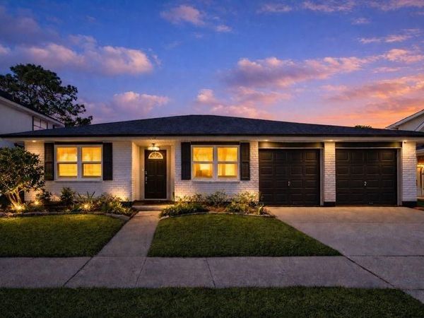 3205 LAKE TRAIL Drive, Metairie, LA 70003