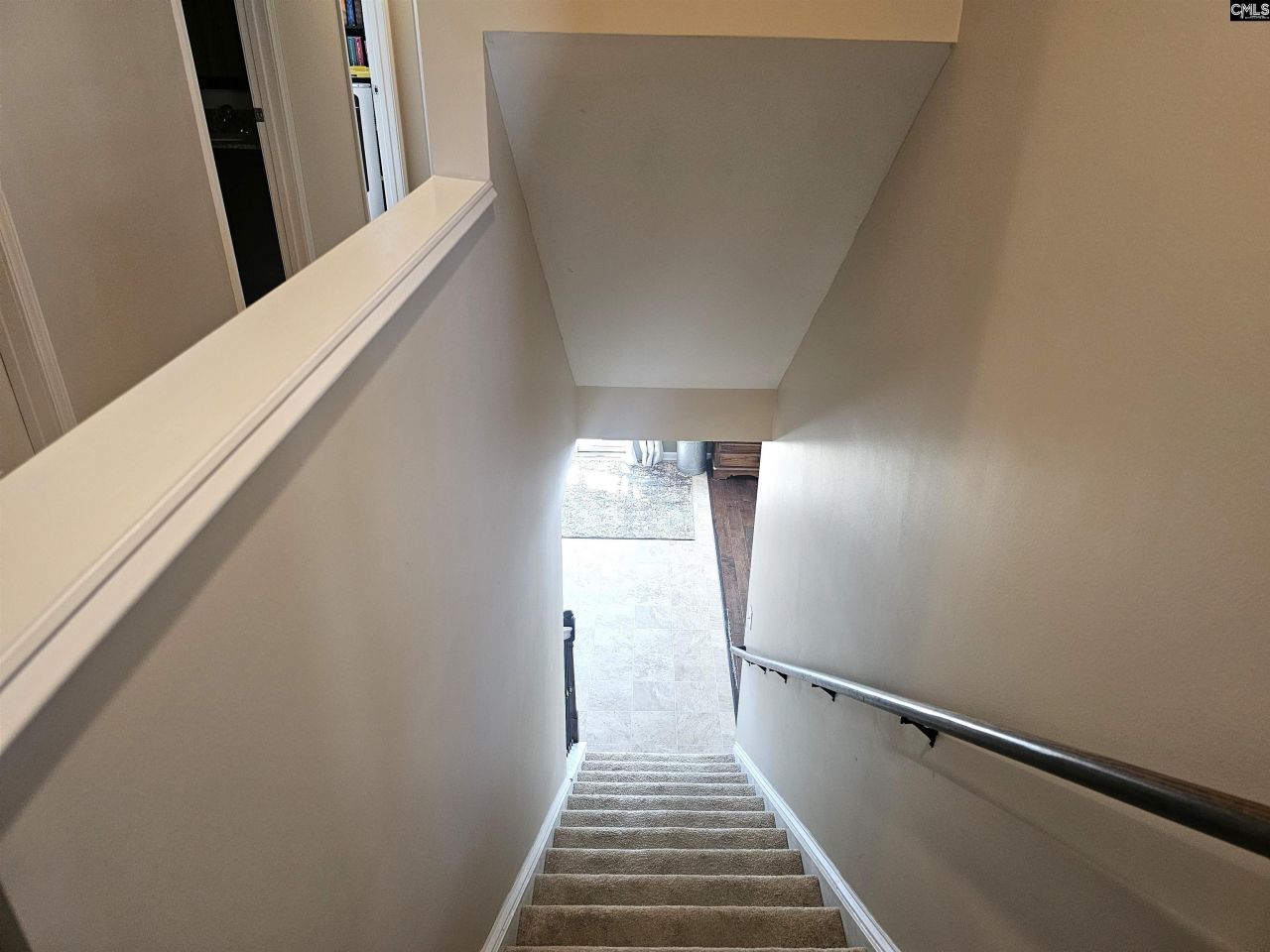 410 Riglaw Circle Photo 32