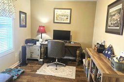 410 Riglaw Circle photo 4