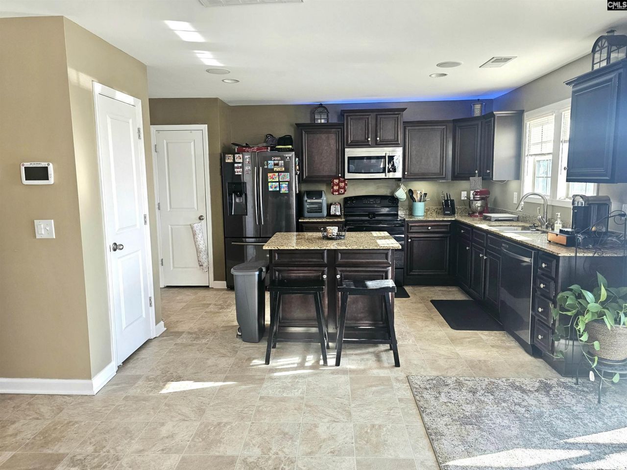 410 Riglaw Circle Photo 7