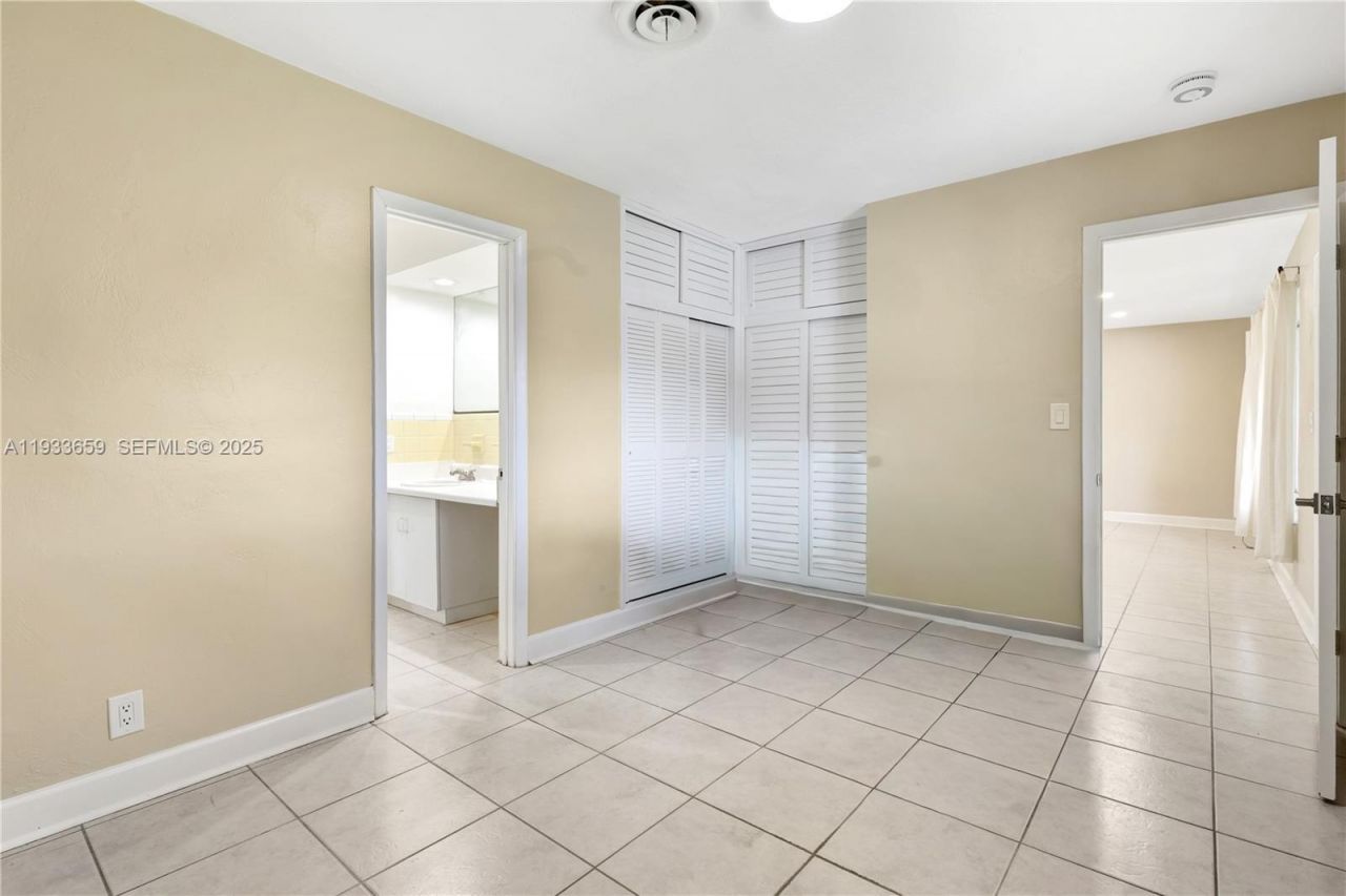 142 SW 53rd Ave, Plantation, FL 33317 Photo