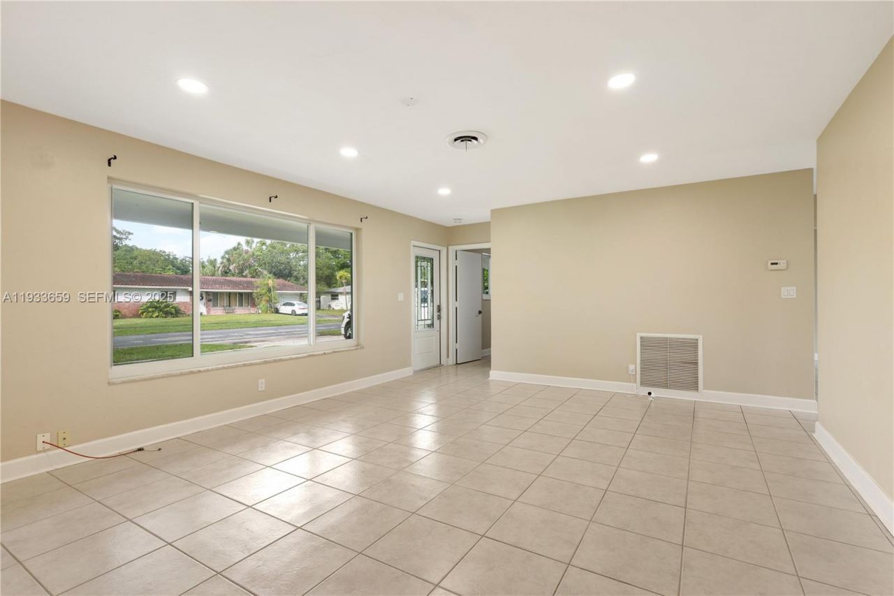 142 SW 53rd Ave, Plantation, FL 33317 Photo