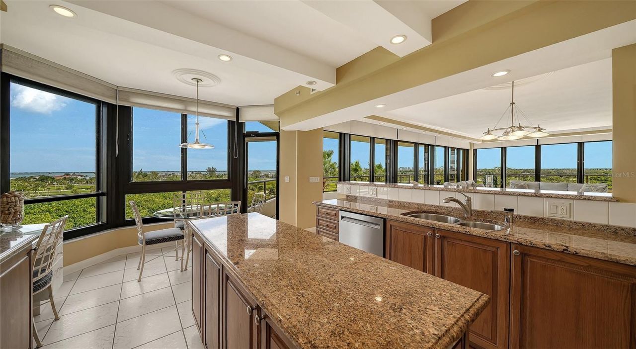 545 Sanctuary Drive, Unit B506, Longboat Key, FL 34228 Photo