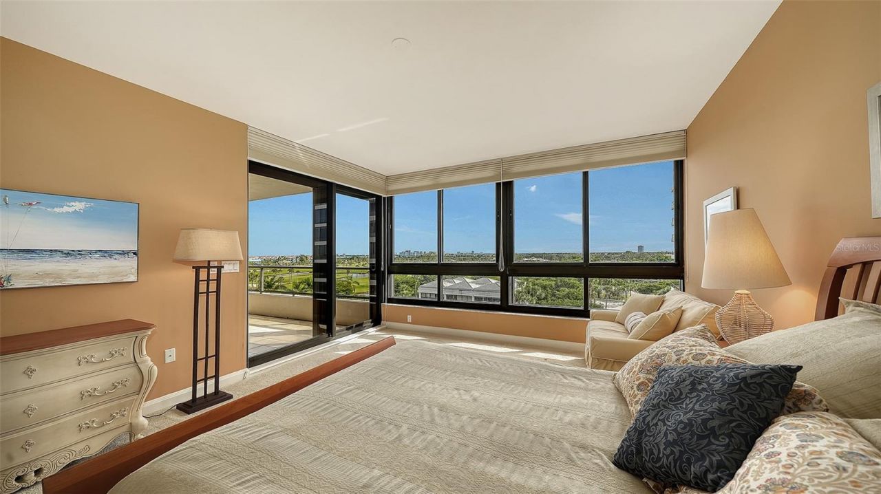 545 Sanctuary Drive, Unit B506, Longboat Key, FL 34228 Photo