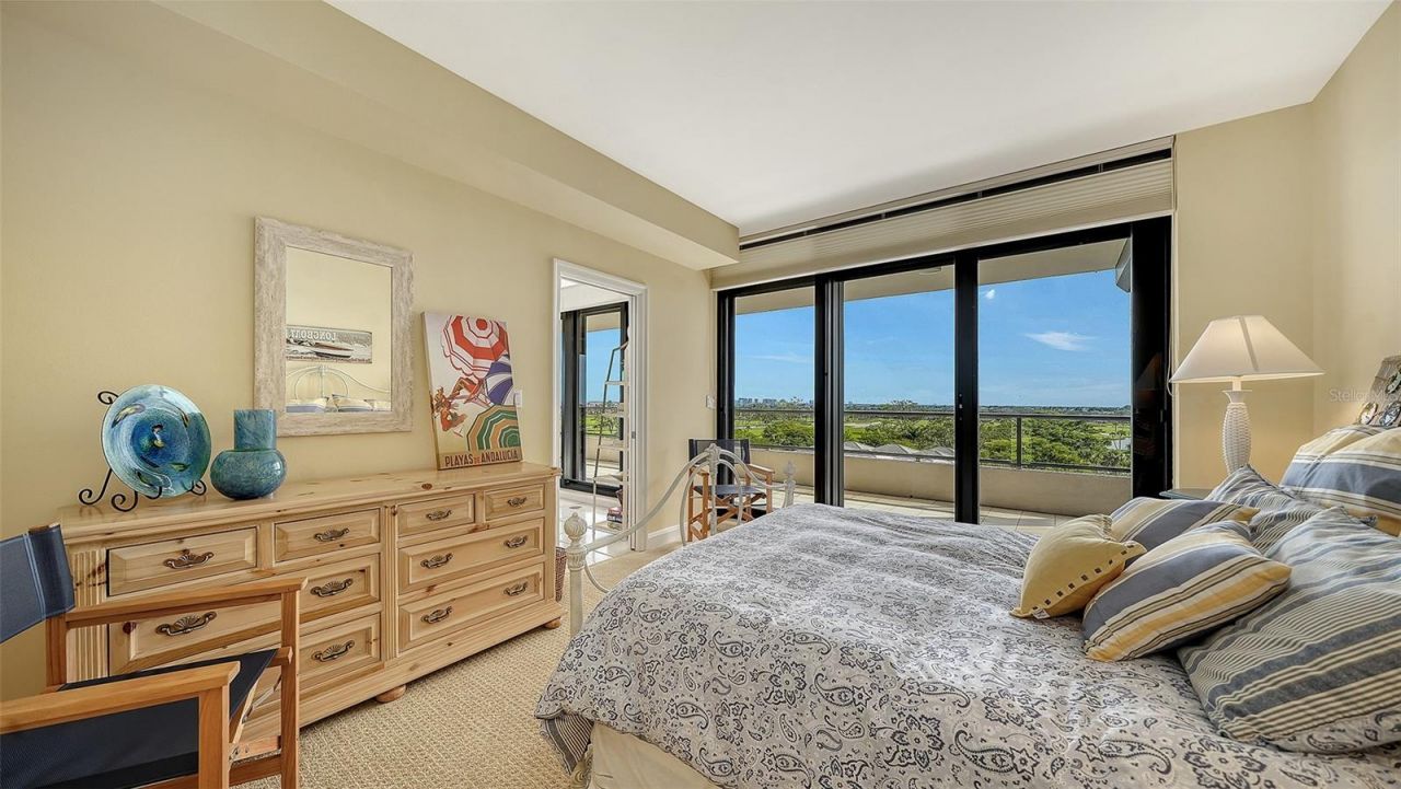 545 Sanctuary Drive, Unit B506, Longboat Key, FL 34228 Photo