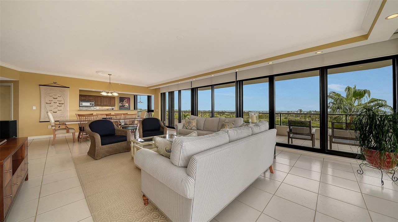 545 Sanctuary Drive, Unit B506, Longboat Key, FL 34228 Photo