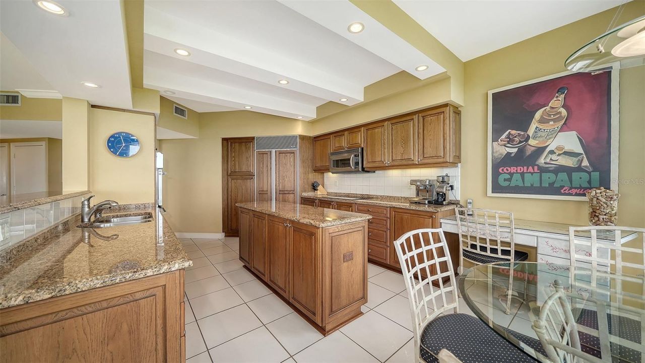 545 Sanctuary Drive, Unit B506, Longboat Key, FL 34228 Photo