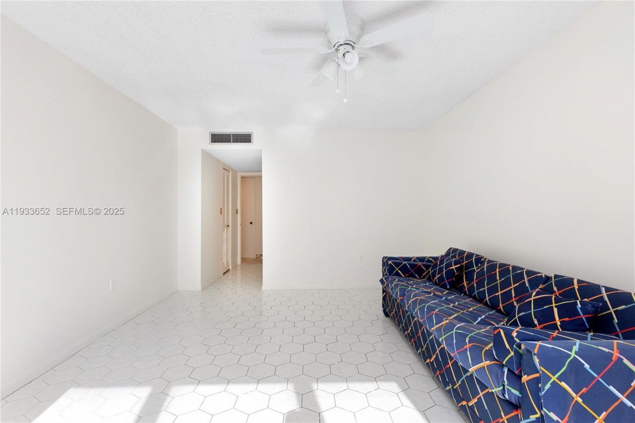 2751 S Ocean Dr, Unit 208S, Hollywood, FL 33019 Photo